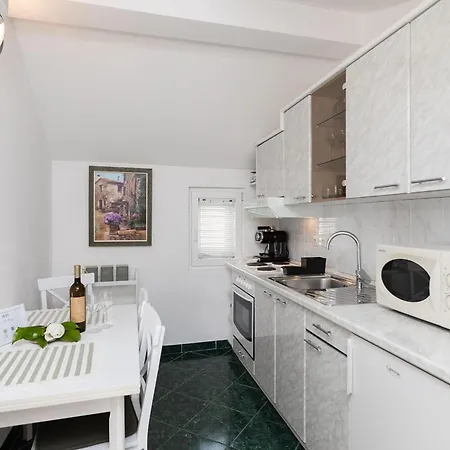 Roda Apartment Supetar