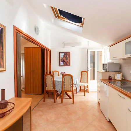 Roda Appartement Supetar